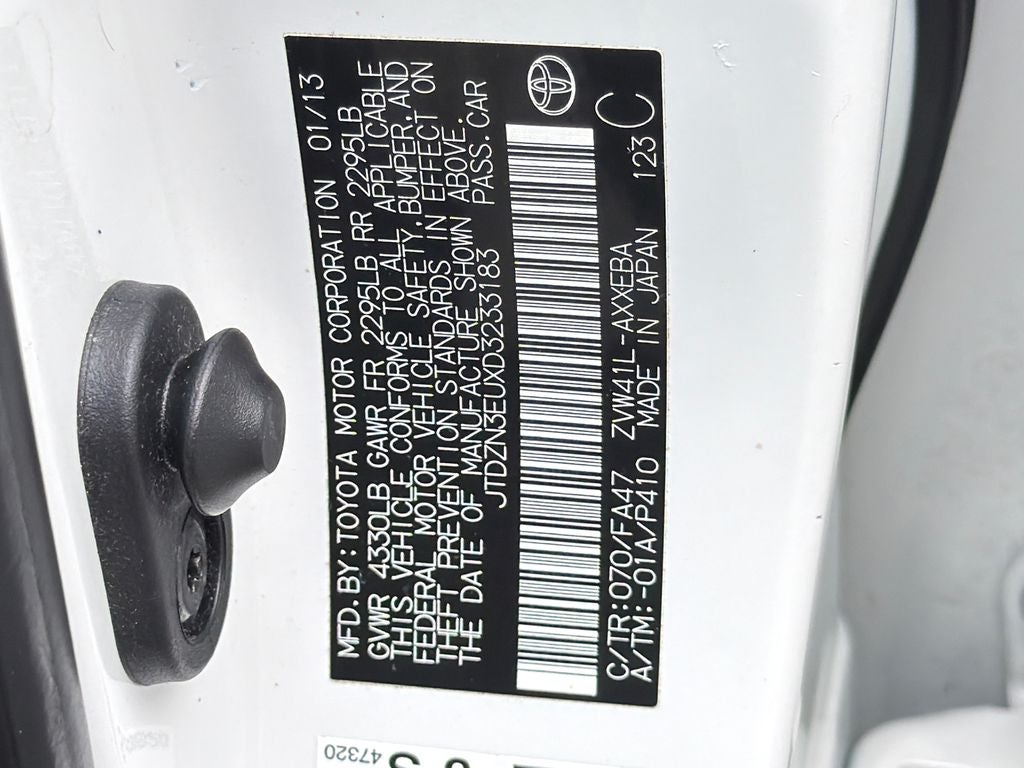 2013 Toyota Prius v Three