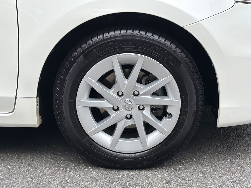 2013 Toyota Prius v Three