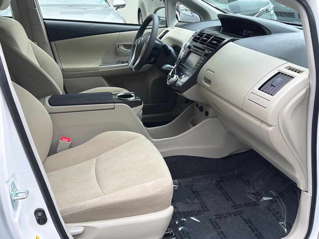 2013 Toyota Prius v Three
