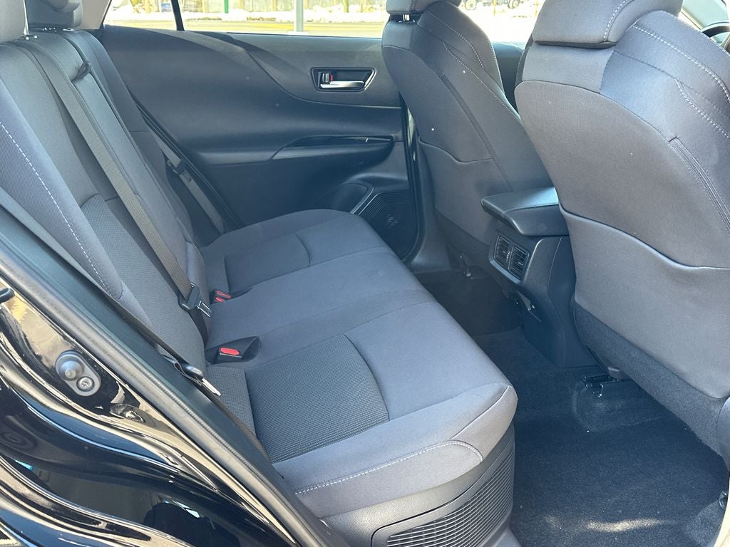 2023 Toyota Venza LE