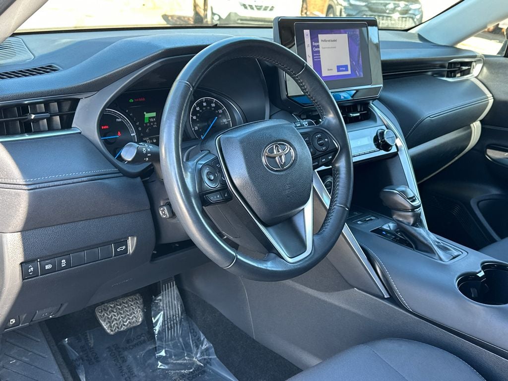 2023 Toyota Venza LE