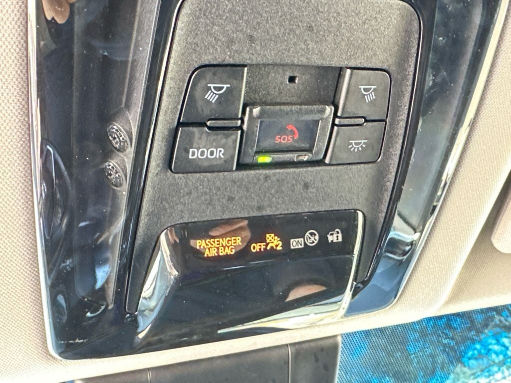 2023 Toyota Venza LE