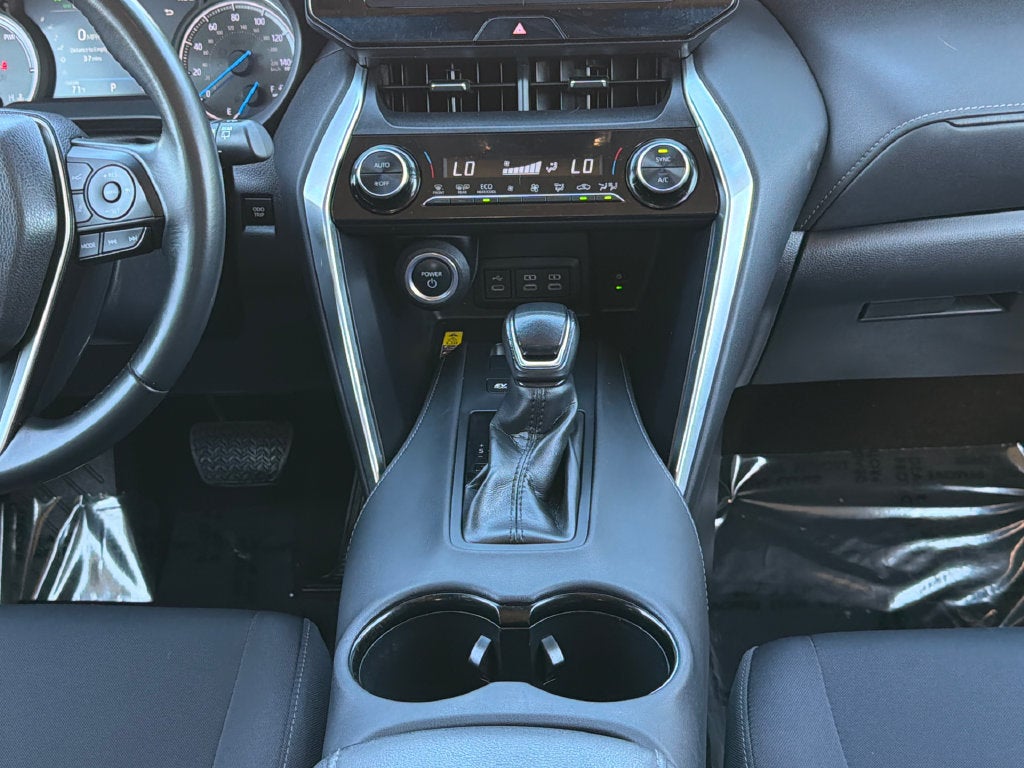 2023 Toyota Venza LE