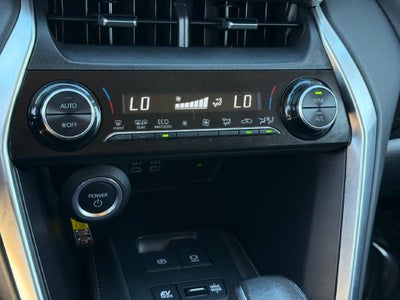 2023 Toyota Venza LE