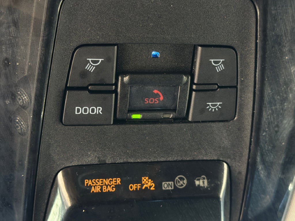 2023 Toyota Venza LE