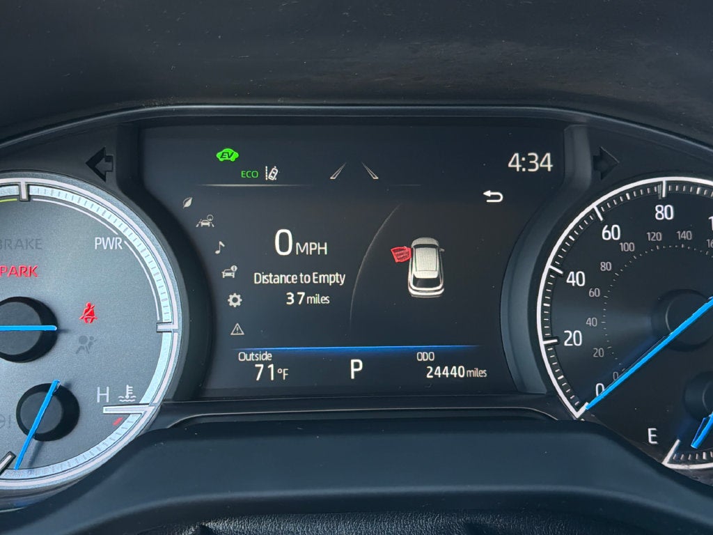 2023 Toyota Venza LE