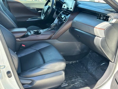 2022 Toyota Venza XLE