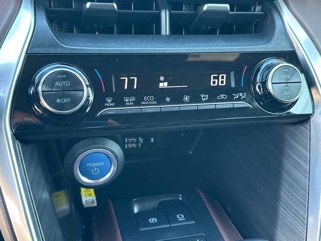 2022 Toyota Venza XLE