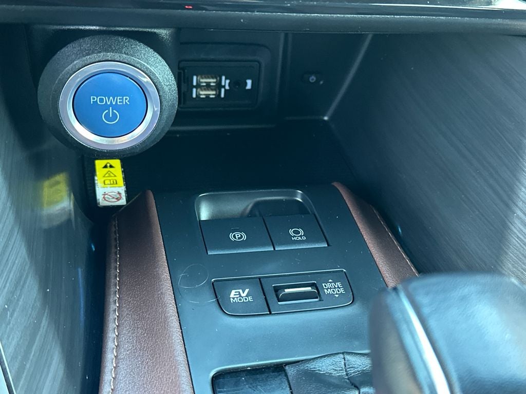2022 Toyota Venza XLE