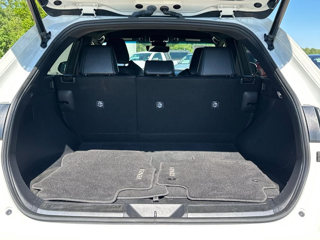 2022 Toyota Venza XLE