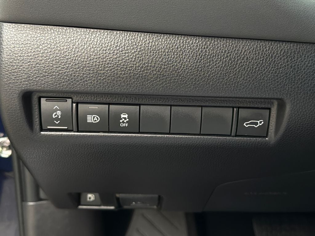 2022 Toyota Venza XLE