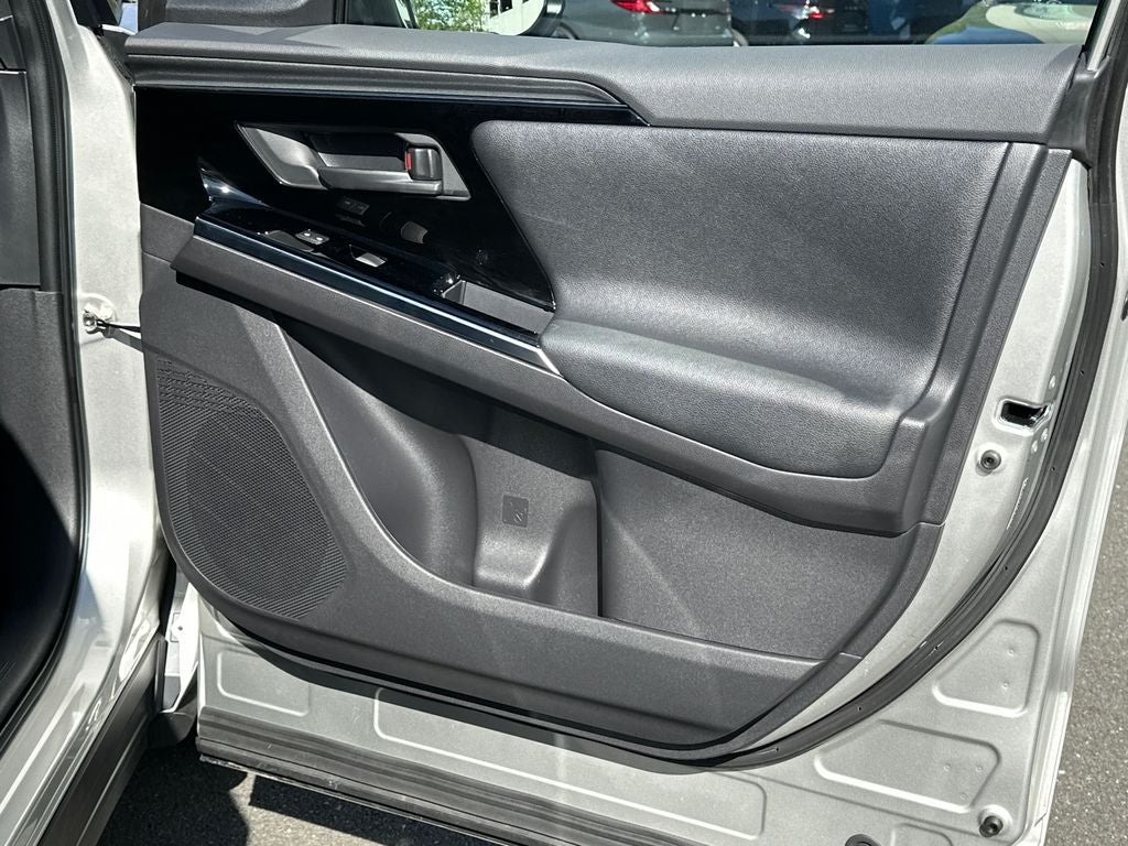2023 Toyota bZ4X Limited