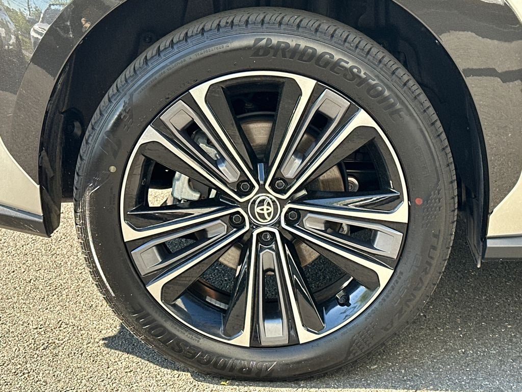 2023 Toyota bZ4X Limited