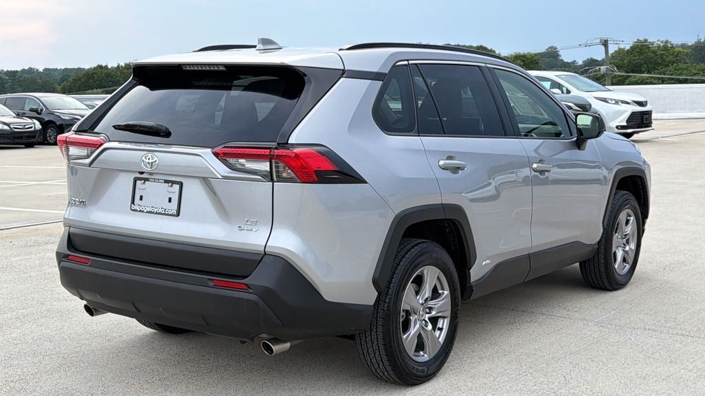 2025 Toyota RAV4 Hybrid LE
