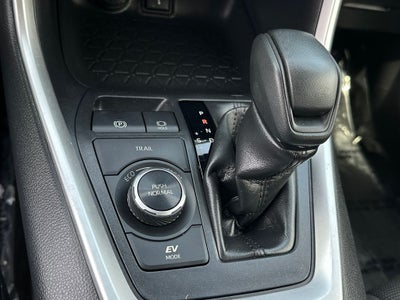 2020 Toyota RAV4 Hybrid LE