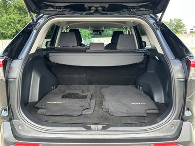 2020 Toyota RAV4 Hybrid LE