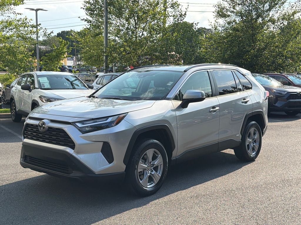 2025 Toyota RAV4 Hybrid XLE