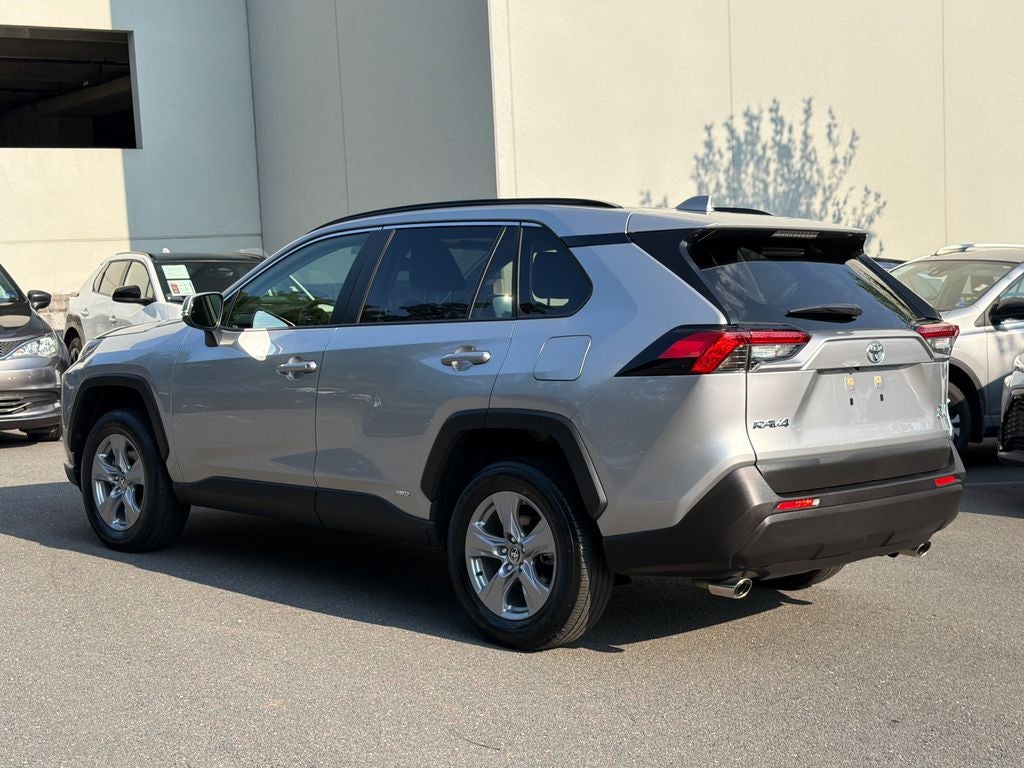 2025 Toyota RAV4 Hybrid XLE