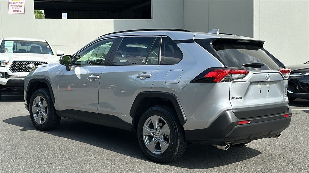2025 Toyota RAV4 Hybrid XLE