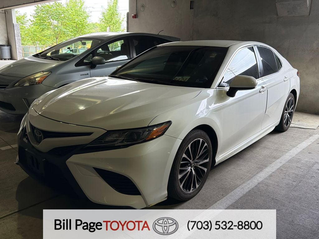 2018 Toyota Camry SE