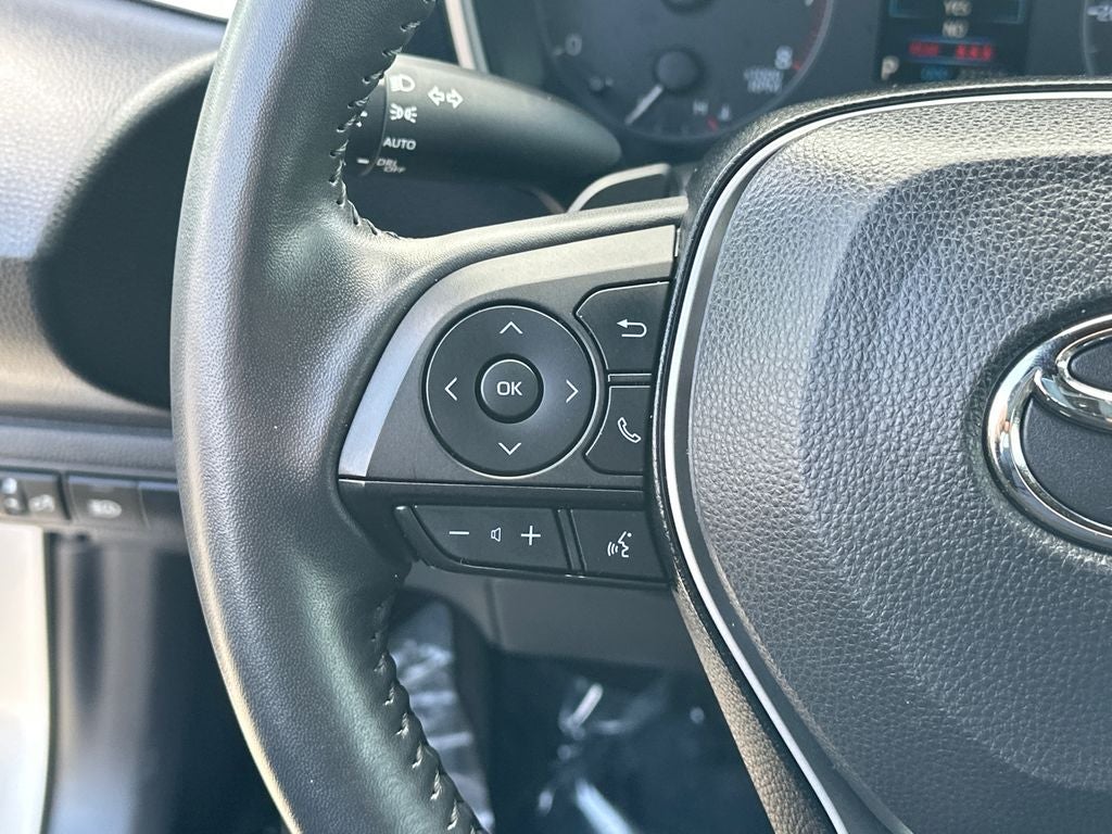 2024 Toyota Corolla Hatchback SE