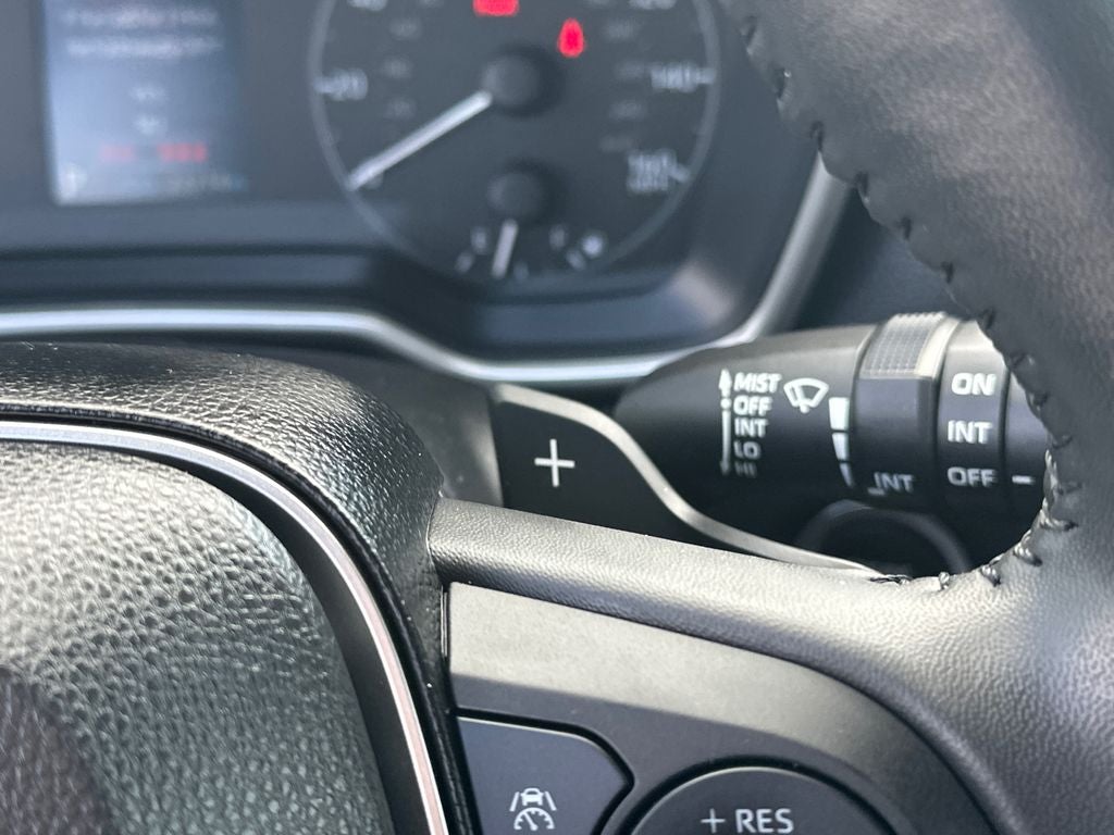 2024 Toyota Corolla Hatchback SE