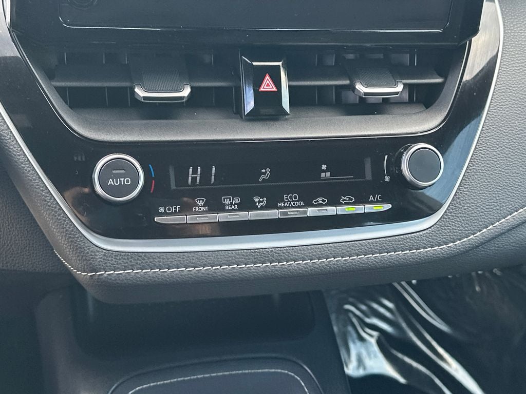 2024 Toyota Corolla Hatchback SE