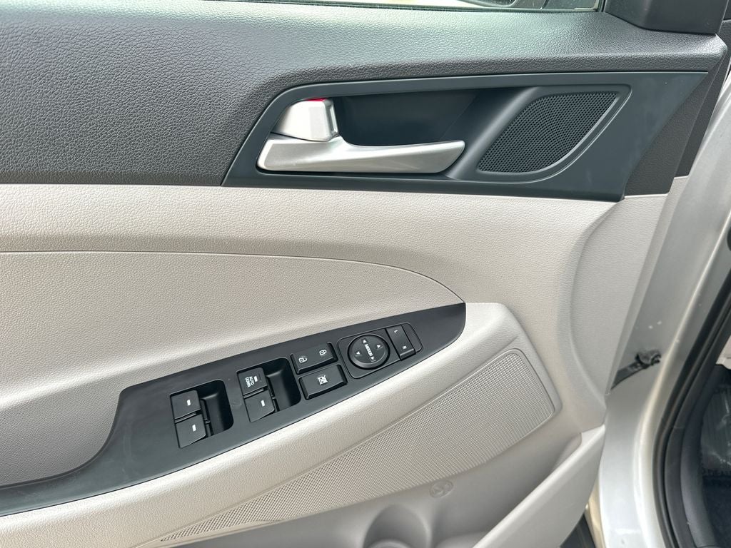 2021 Hyundai Tucson SE