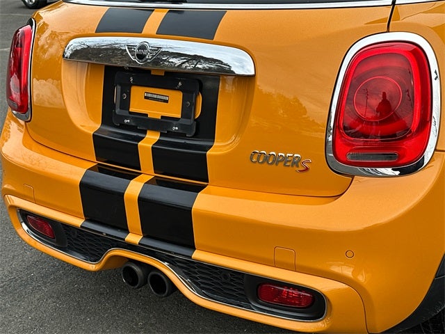 2015 MINI Cooper S Base